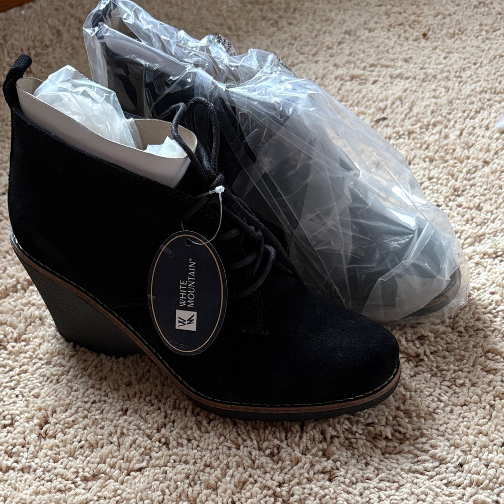 White Mountain Black Suede Wedge Booties